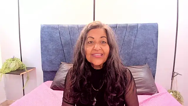 Snapshot of Victoriaa_Anderson chatting on July 28, 8:52 pm Victoriaa Anderson online show from July 28, 8:52 pm