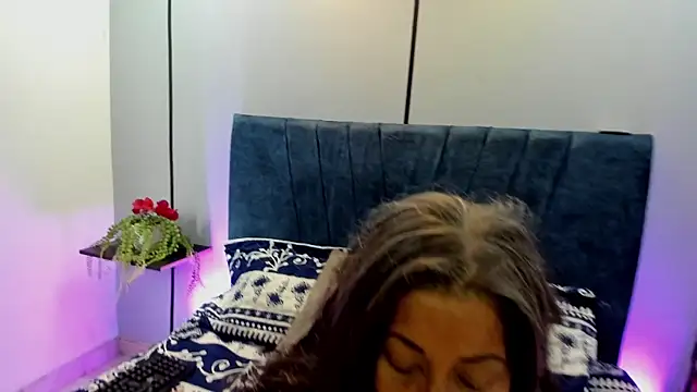 Snapshot of Victoriaa_Anderson chatting on July 31, 1:54 pm Victoriaa Anderson online show from July 31, 1:54 pm
