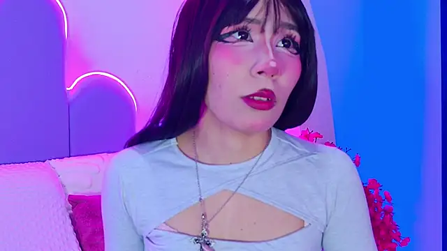 Snapshot of BunnySexyy18 chatting on May 24, 3:11 am BunnySexyy18 online show from May 24, 3:11 am