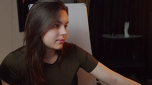 Snapshot of FrancescaCavaliere chatting on July 28, 3:54 pm FrancescaCavaliere online show from July 28, 3:54 pm