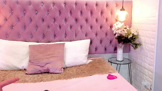 miel 18 online show from May 1, 3:44 am