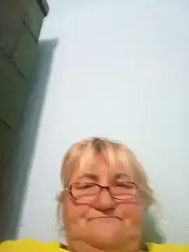 Snapshot of MilaTamila456 chatting on November 18, 3:05 pm MilaTamila456 online show from November 18, 3:05 pm