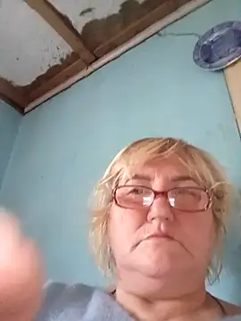 Snapshot of MilaTamila456 chatting on November 19, 9:53 am MilaTamila456 online show from November 19, 9:53 am