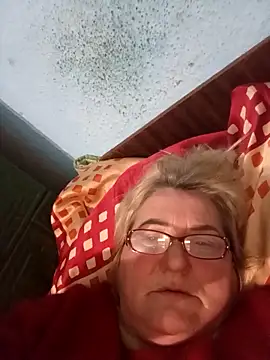 Snapshot of MilaTamila456 chatting on November 25, 5:02 pm MilaTamila456 online show from November 25, 5:02 pm