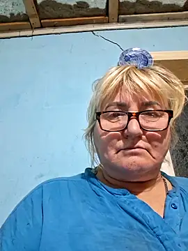 Snapshot of MilaTamila456 chatting on December 2, 10:38 pm MilaTamila456 online show from December 2, 10:38 pm