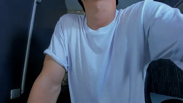 ElanGiraldo online show from July 10, 11:51 pm