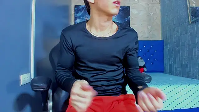 ElanGiraldo online show from July 14, 11:32 pm