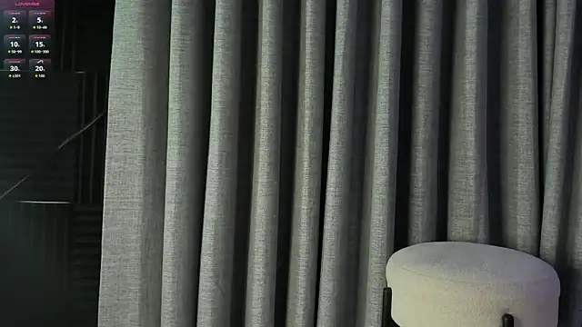 Chloe Susan  online show from March 11, 7:31 pm