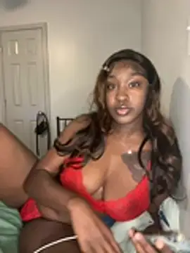 Snapshot of ToyaThick chatting on May 21, 8:38 pm ToyaThick online show from May 21, 8:38 pm