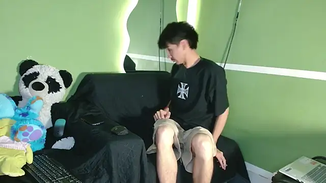 Snapshot of Kurt_williams1 chatting on November 25, 11:49 pm Kurt williams1 online show from November 25, 11:49 pm