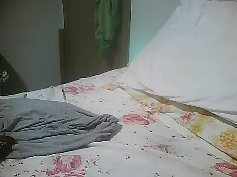 cabecaoegreluda online show from April 7, 1:39 am