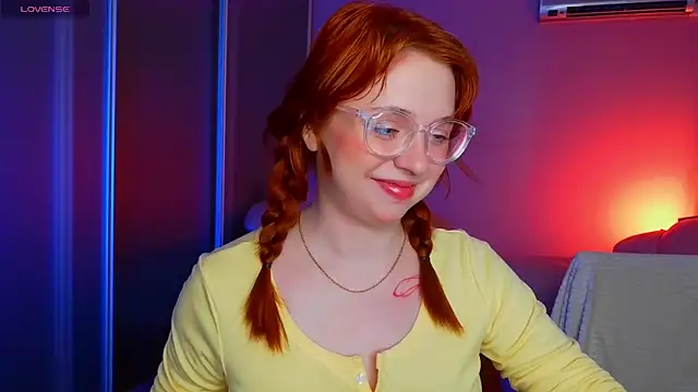 Erica Nelson online show from June 8, 2:45 am