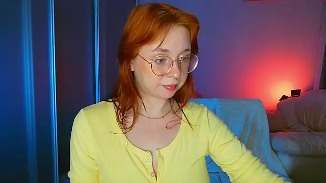 Erica Nelson online show from June 13, 1:36 am