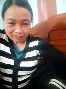 Snapshot of Yanmay_00 chatting on November 9, 1:20 pm Yanmay 00 online show from November 9, 1:20 pm