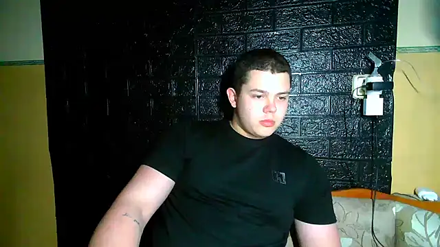 CuteButNaughty  online show from January 5, 9:29 pm