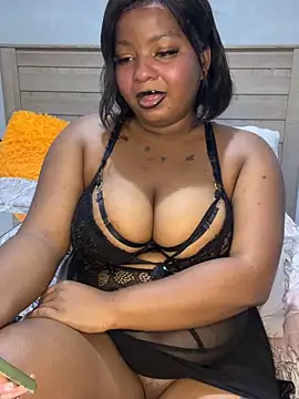 Exxoticaa online show from November 26, 9:05 pm