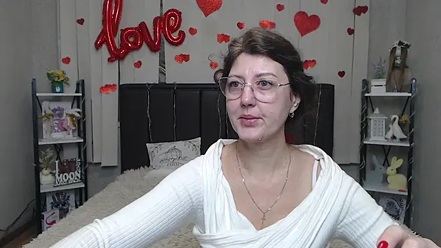 RoseHille online show from March 7, 5:59 am