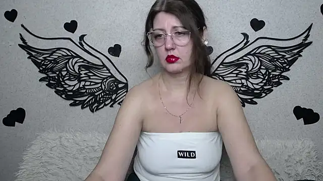 RoseHille online show from March 10, 6:02 pm