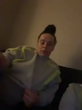 Kinkycouple142 online show from March 14, 11:54 pm