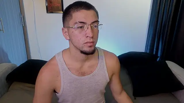 AresMassimoX online show from May 12, 3:42 pm