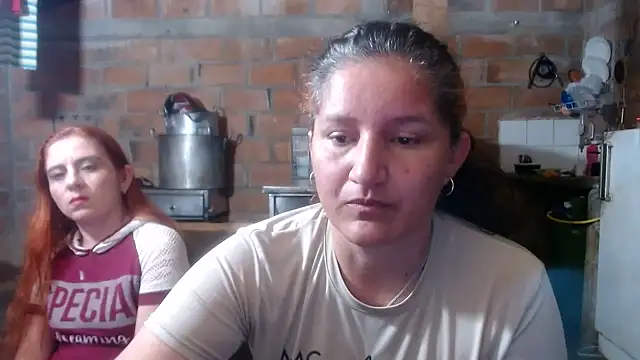Snapshot of Sra_Angelina chatting on May 8, 2:06 am Sra Angelina online show from May 8, 2:06 am