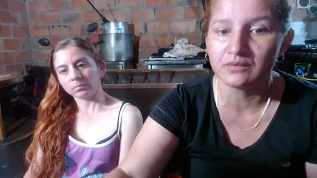 Snapshot of Sra_Angelina chatting on June 13, 6:44 am Sra Angelina online show from June 13, 6:44 am