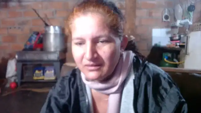 Snapshot of Sra_Angelina chatting on June 16, 6:05 am Sra Angelina online show from June 16, 6:05 am