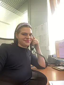 Snapshot of Dona_Mafia chatting on June 26, 5:12 am Dona Mafia online show from June 26, 5:12 am