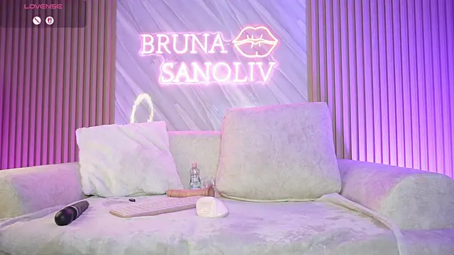 Snapshot of Bruna__Sanoliv chatting on June 14, 6:04 am Bruna Sanoliv online show from June 14, 6:04 am