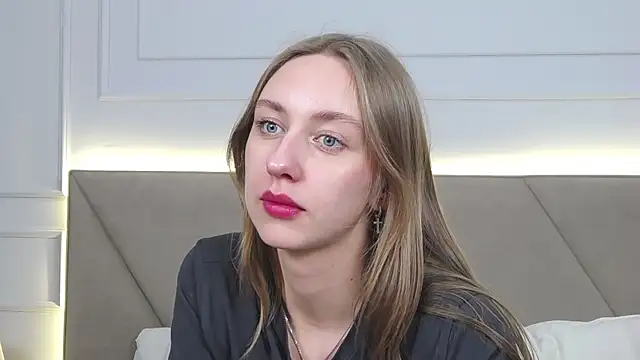 Snapshot of RachaelCute chatting on November 10, 8:57 am RachaelCute online show from November 10, 8:57 am