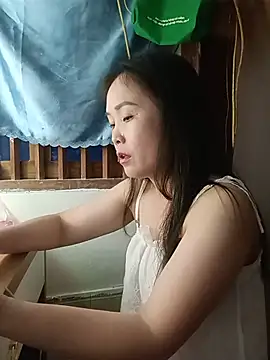 Feeling-hot online show from May 14, 11:39 am