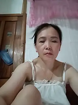 Feeling-hot online show from May 28, 7:05 am