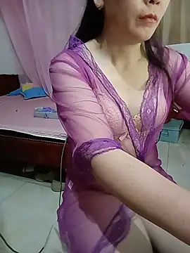 Feeling-hot online show from June 30, 3:13 pm