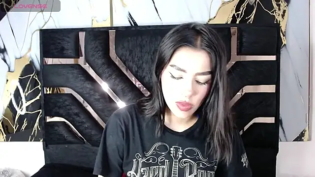 Snapshot of tael_novacs chatting on January 16, 4:38 am tael novacs online show from January 16, 4:38 am