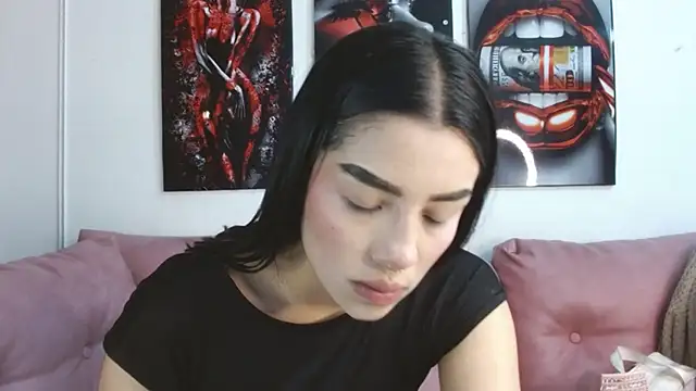 Snapshot of tael_novacs chatting on February 5, 4:17 am tael novacs online show from February 5, 4:17 am