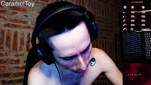 CaramelToy online show from February 19, 10:06 pm