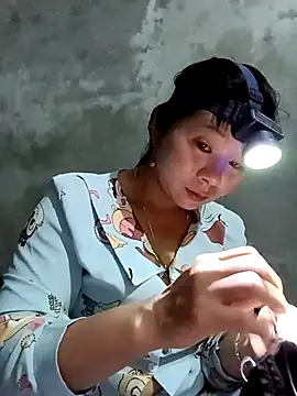 vangkt-cute online show from March 4, 6:47 pm