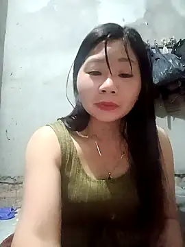 vangkt-cute online show from May 3, 8:15 pm