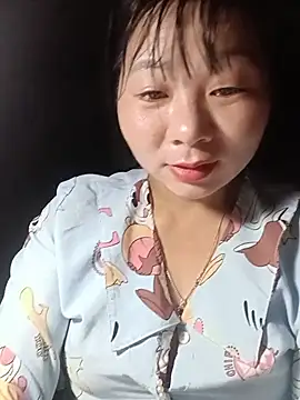 vangkt-cute online show from May 10, 8:14 pm