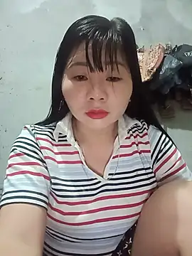 vangkt-cute online show from May 11, 6:38 pm