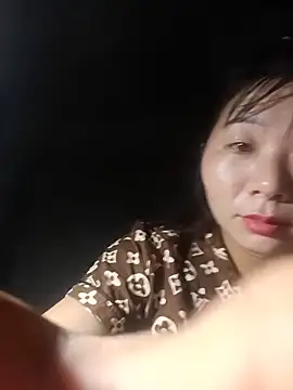 vangkt-cute online show from May 23, 9:41 pm