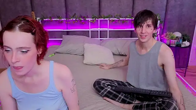 Danny loves Mary online show from July 29, 5:27 am