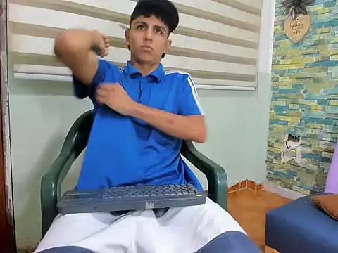 naughty boy Maicoll online show from November 15, 11:40 am