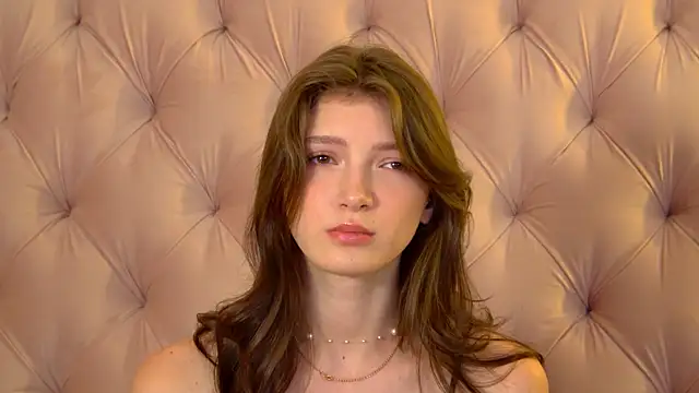 SophiaProve online show from August 3, 4:33 pm