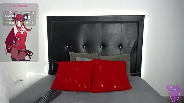 perla stone 20 online show from March 13, 8:26 pm