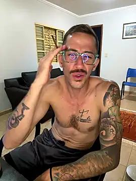 Lucasjandre online show from January 10, 12:23 am