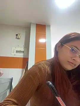 Snapshot of amatista_katzenn chatting on March 18, 6:11 pm amatista katzenn online show from March 18, 6:11 pm