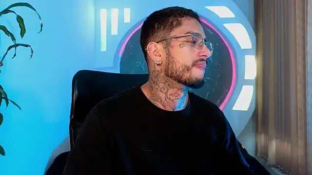 Alanrodgers online show from December 22, 2:58 pm