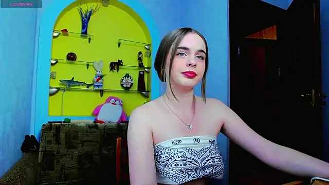 Snapshot of AlicaLOVEalisa777 chatting on May 20, 6:36 pm AlicaLOVEalisa777 online show from May 20, 6:36 pm