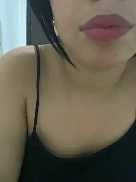 Snapshot of Doha-38 chatting on May 4, 9:22 pm Doha-38 online show from May 4, 9:22 pm
